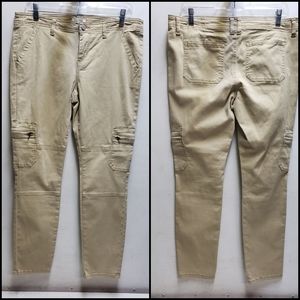 Mudd khaki tan mid-rise stretch cargo pants womens/juniors sz. 11